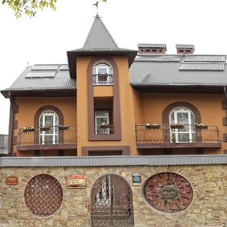 Sadyba Smotrytska Perlyna Kam'janec'-Podil's'kyj Camera foto